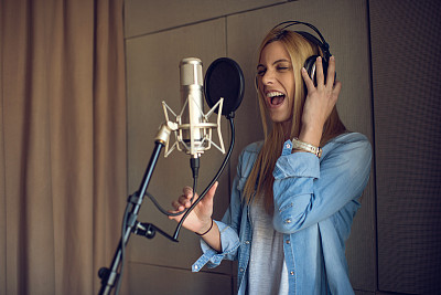 聲樂培訓學唱歌